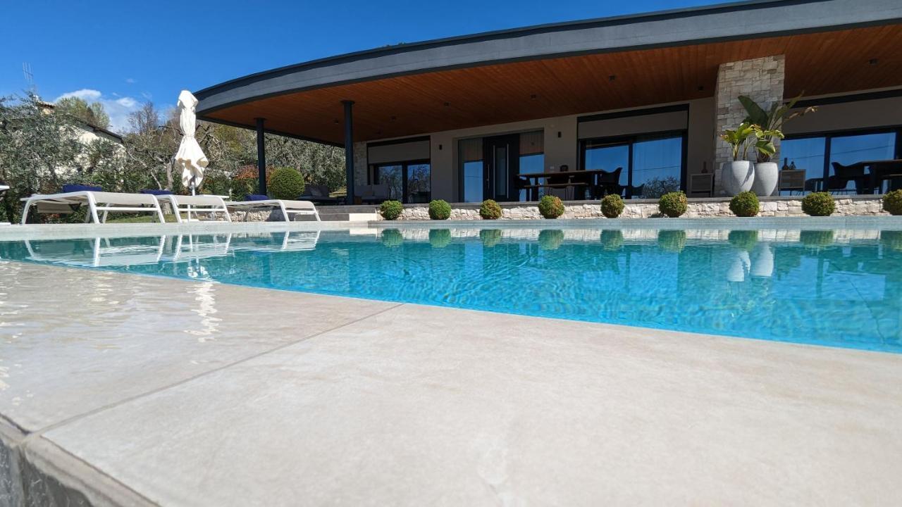 Rita Apartments Bardolino Exterior photo